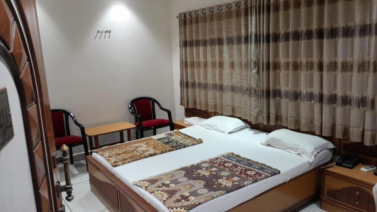 Hotel Ankit Virpur Esterno foto